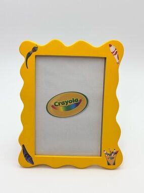 Crayola Yellow Home Decor Picture Frame 4x6   NEW